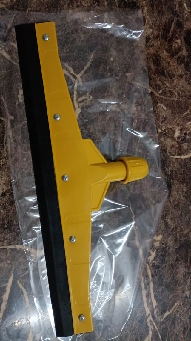 Maid Floor Wiper